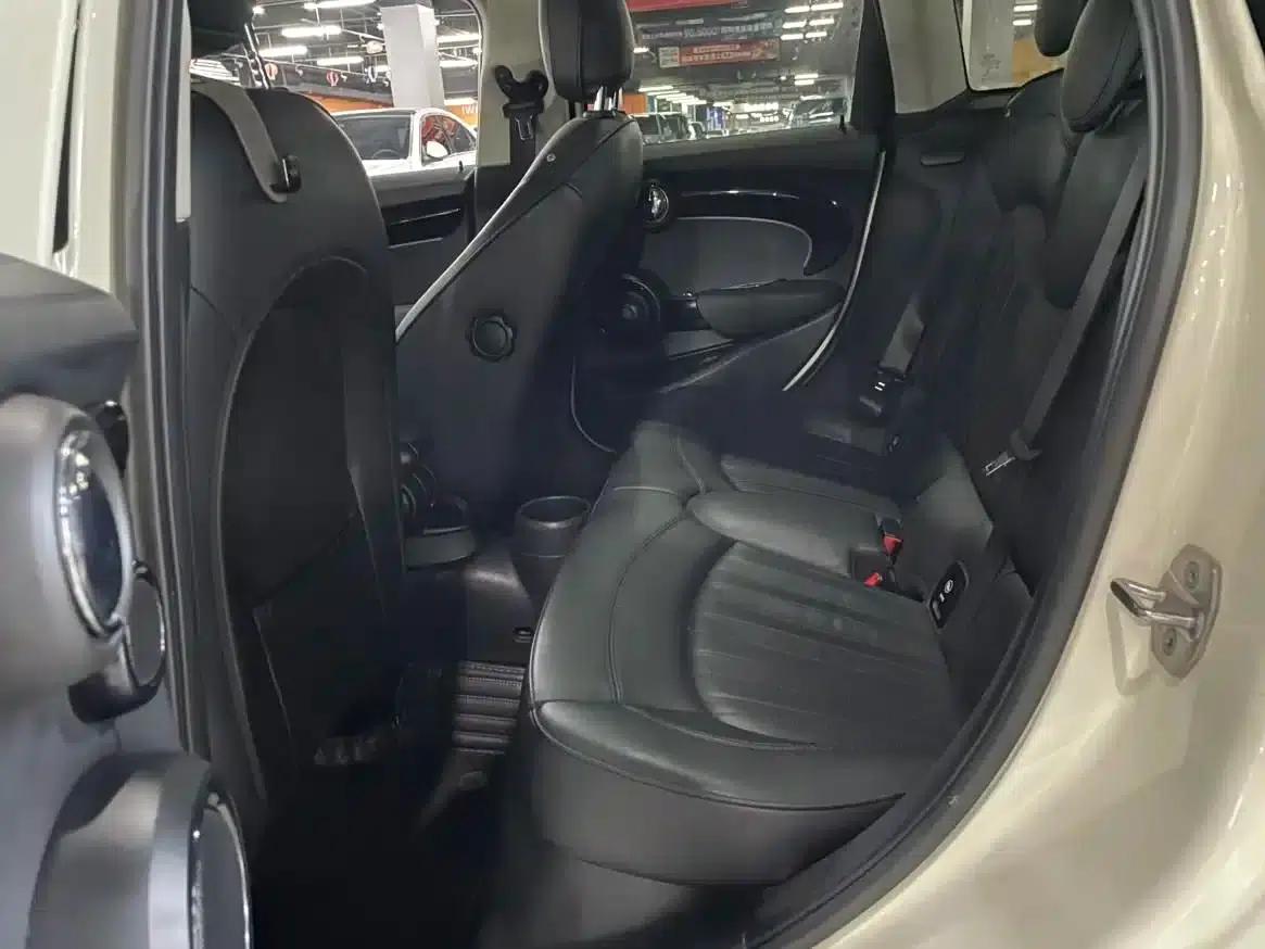 MINI 2023 2.0T COOPER S Artist 5-Door Edition — миниатюра 5