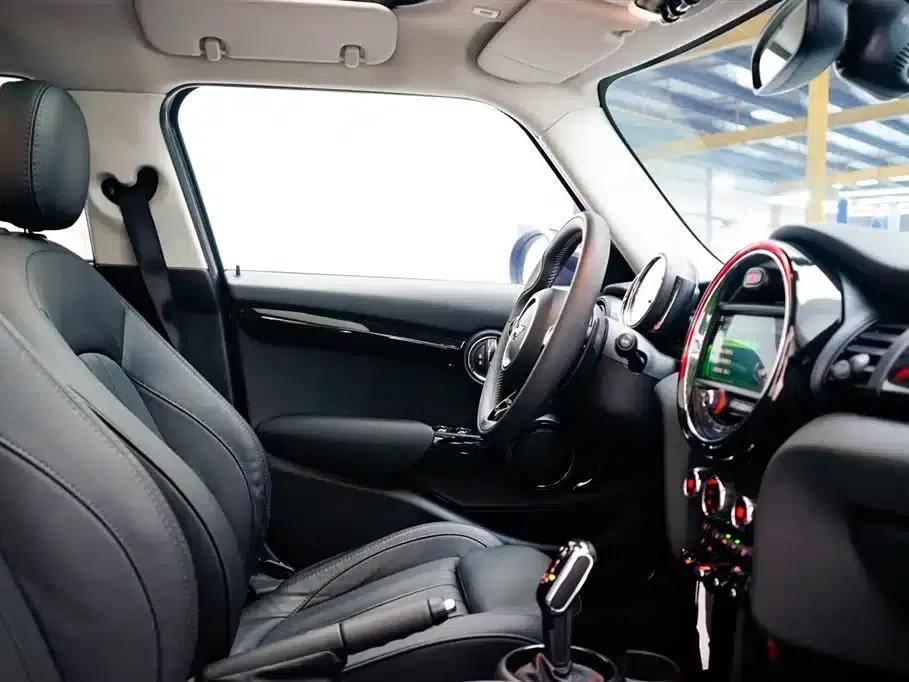 MINI 2019 2.0T COOPER S Artist 5-Door Edition — миниатюра 19