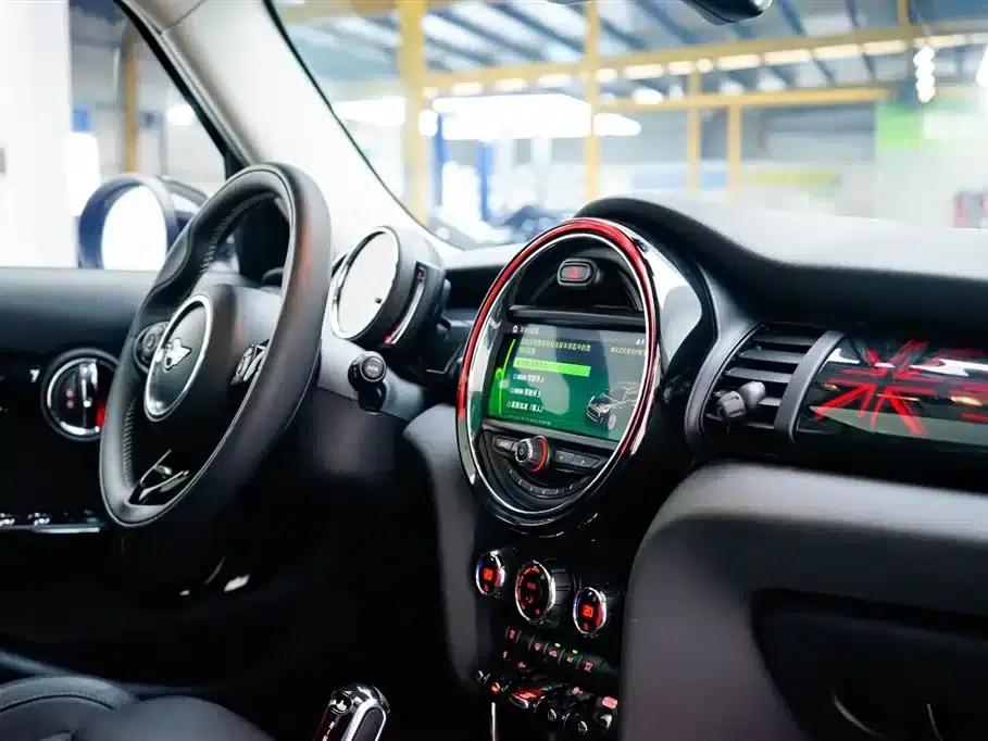 MINI 2019 2.0T COOPER S Artist 5-Door Edition — миниатюра 21