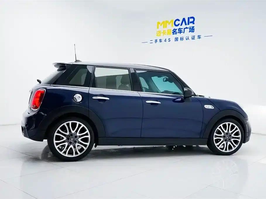 MINI 2019 2.0T COOPER S Artist 5-Door Edition — миниатюра 30