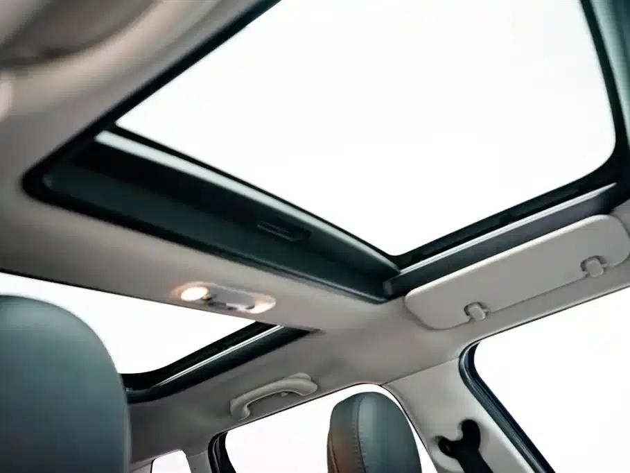 MINI 2019 2.0T COOPER S Artist 5-Door Edition — миниатюра 6