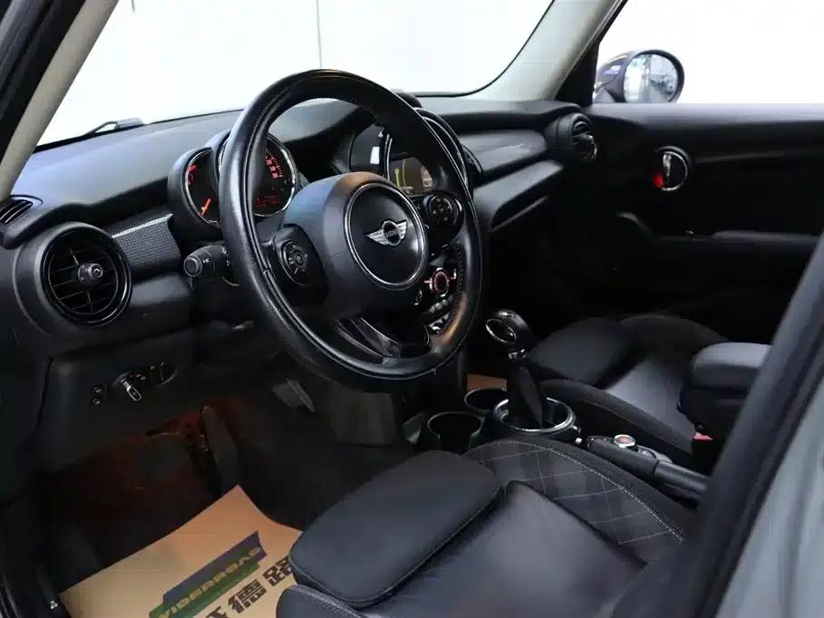 2016 MINI 1.5T COOPER 5-door version — миниатюра 15