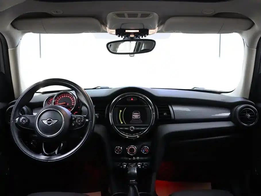 2016 MINI 1.5T COOPER 5-door version — миниатюра 22