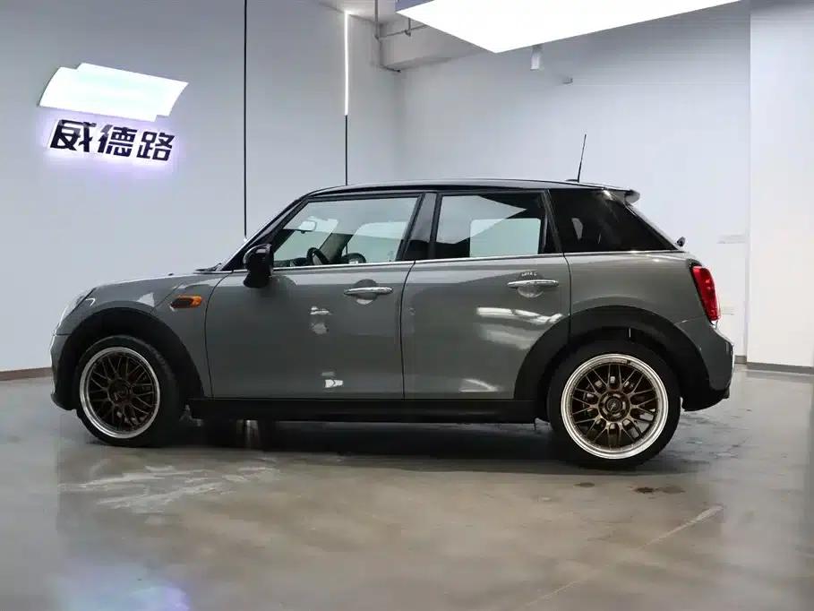 2016 MINI 1.5T COOPER 5-door version — миниатюра 5