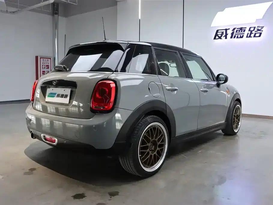 2016 MINI 1.5T COOPER 5-door version — миниатюра 7
