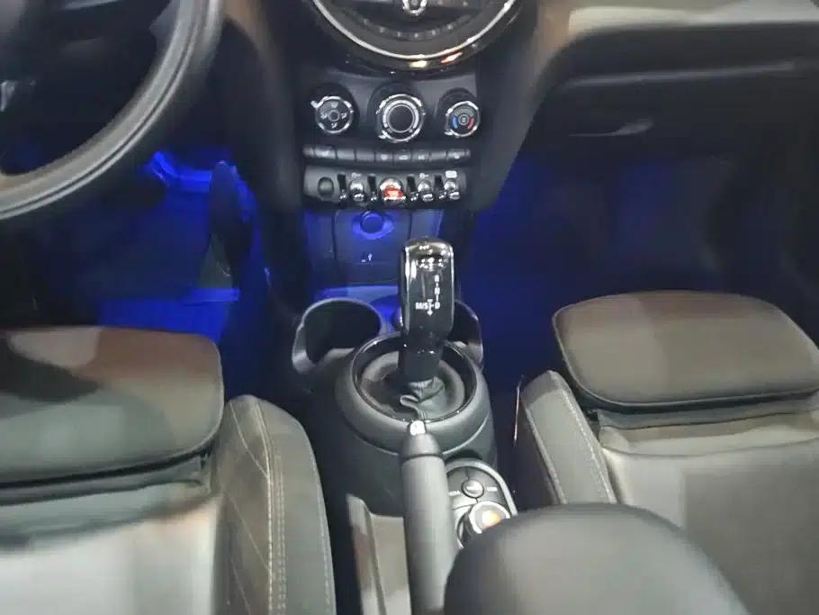 2019 MINI 1.5T COOPER Classic 5-Door — миниатюра 16