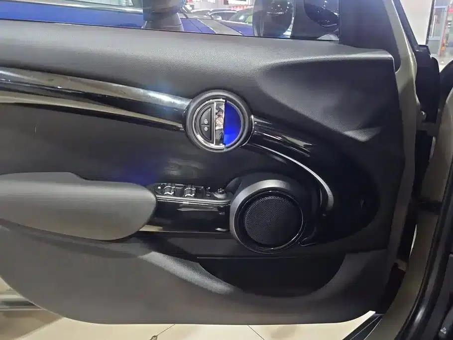 2019 MINI 1.5T COOPER Classic 5-Door — миниатюра 7