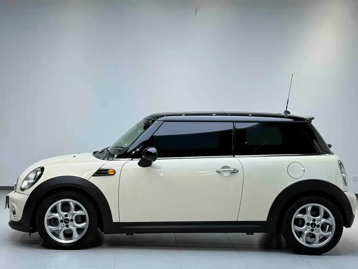 MINI 2012 1.6L COOPER Baker Street — миниатюра 2