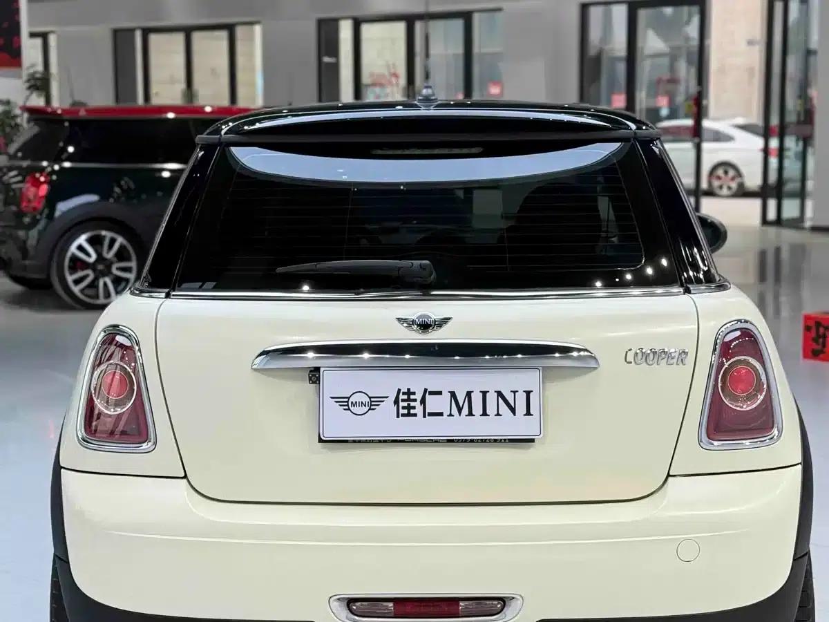 MINI 2012 1.6L COOPER Baker Street — миниатюра 4