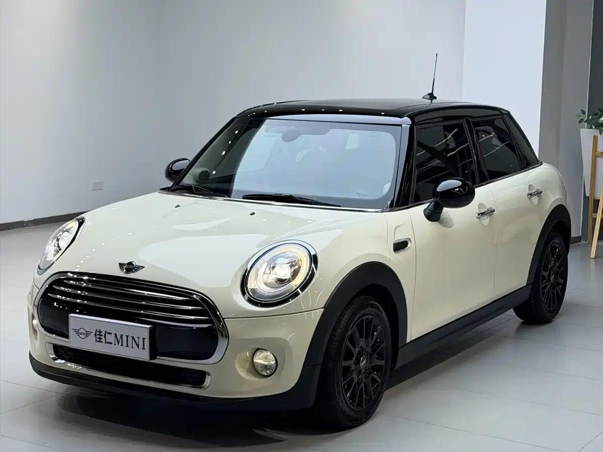 2015 MINI 1.5T COOPER Excitement 5-door version — миниатюра 1
