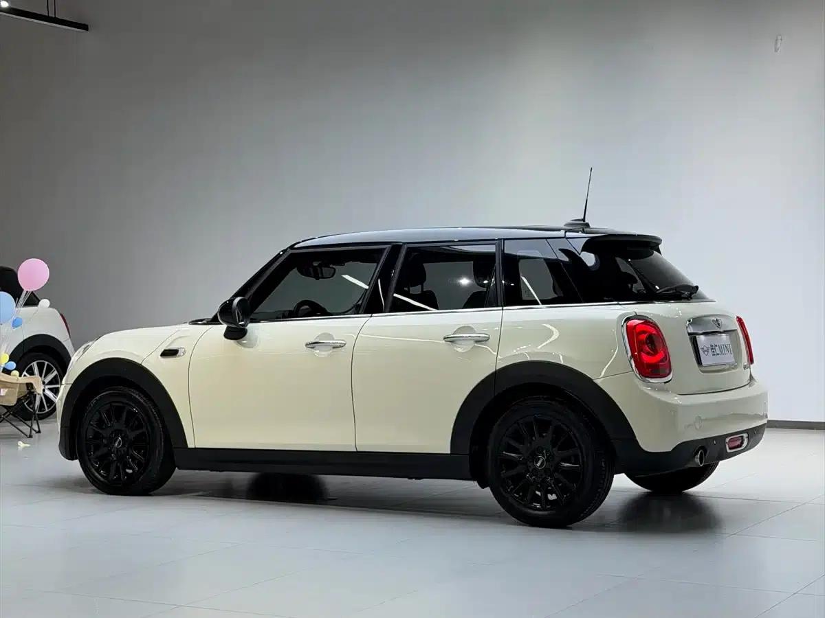 2015 MINI 1.5T COOPER Excitement 5-door version — миниатюра 6