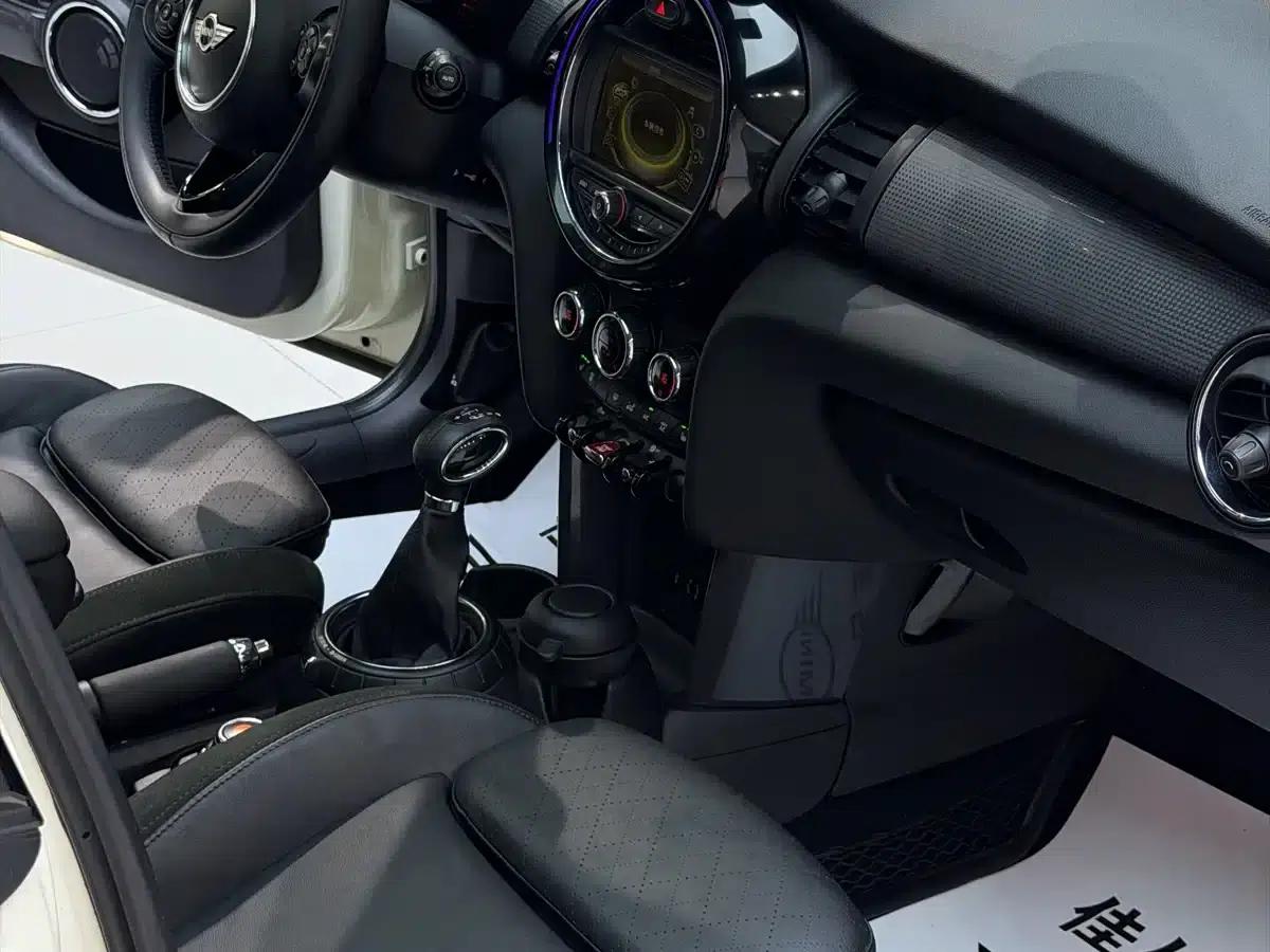 2015 MINI 1.5T COOPER Excitement 5-door version — миниатюра 9