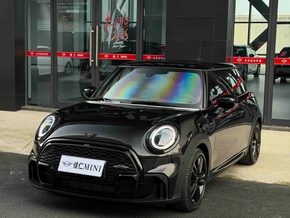 MINI 2022 1.5T COOPER Black Label Special Edition — миниатюра 3