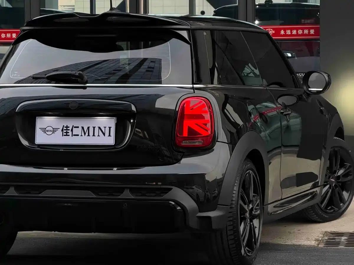 MINI 2022 1.5T COOPER Black Label Special Edition — миниатюра 8