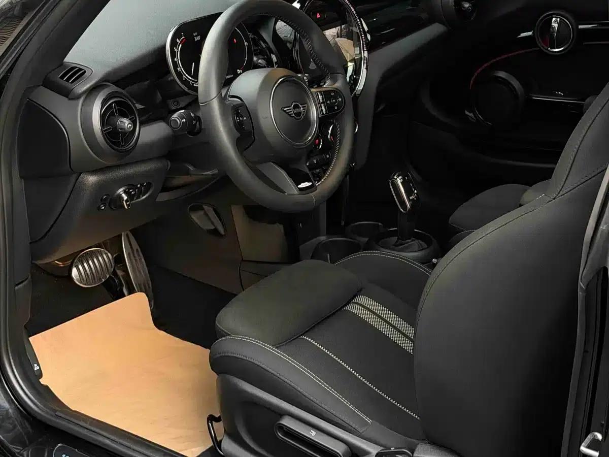 MINI 2022 1.5T COOPER Black Label Special Edition — миниатюра 9