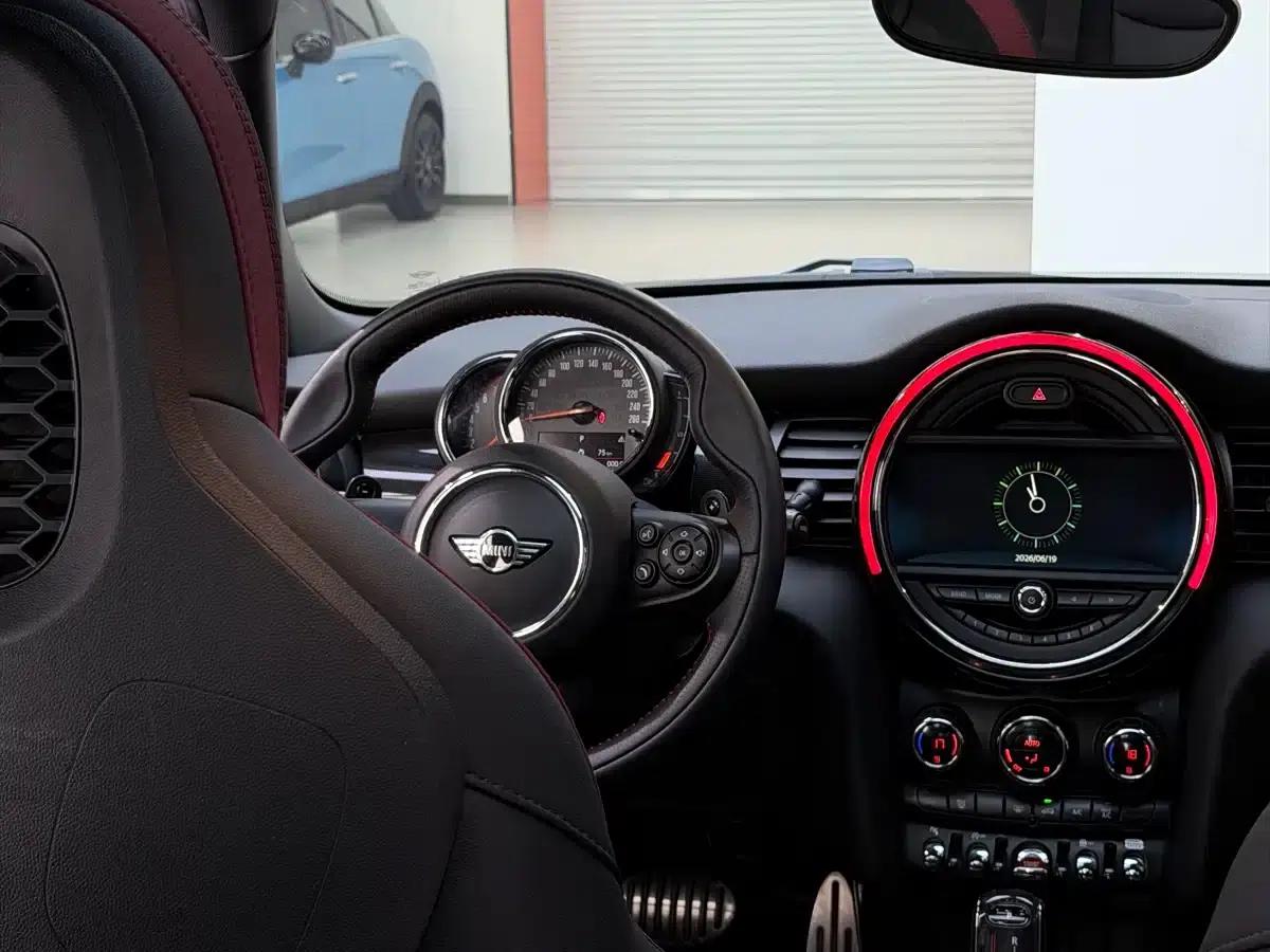 2019 MINI 2.0T COOPER S Racer 5-Door Edition — миниатюра 11