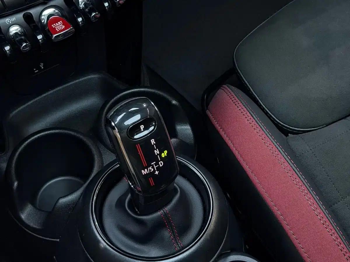 2019 MINI 2.0T COOPER S Racer 5-Door Edition — миниатюра 13