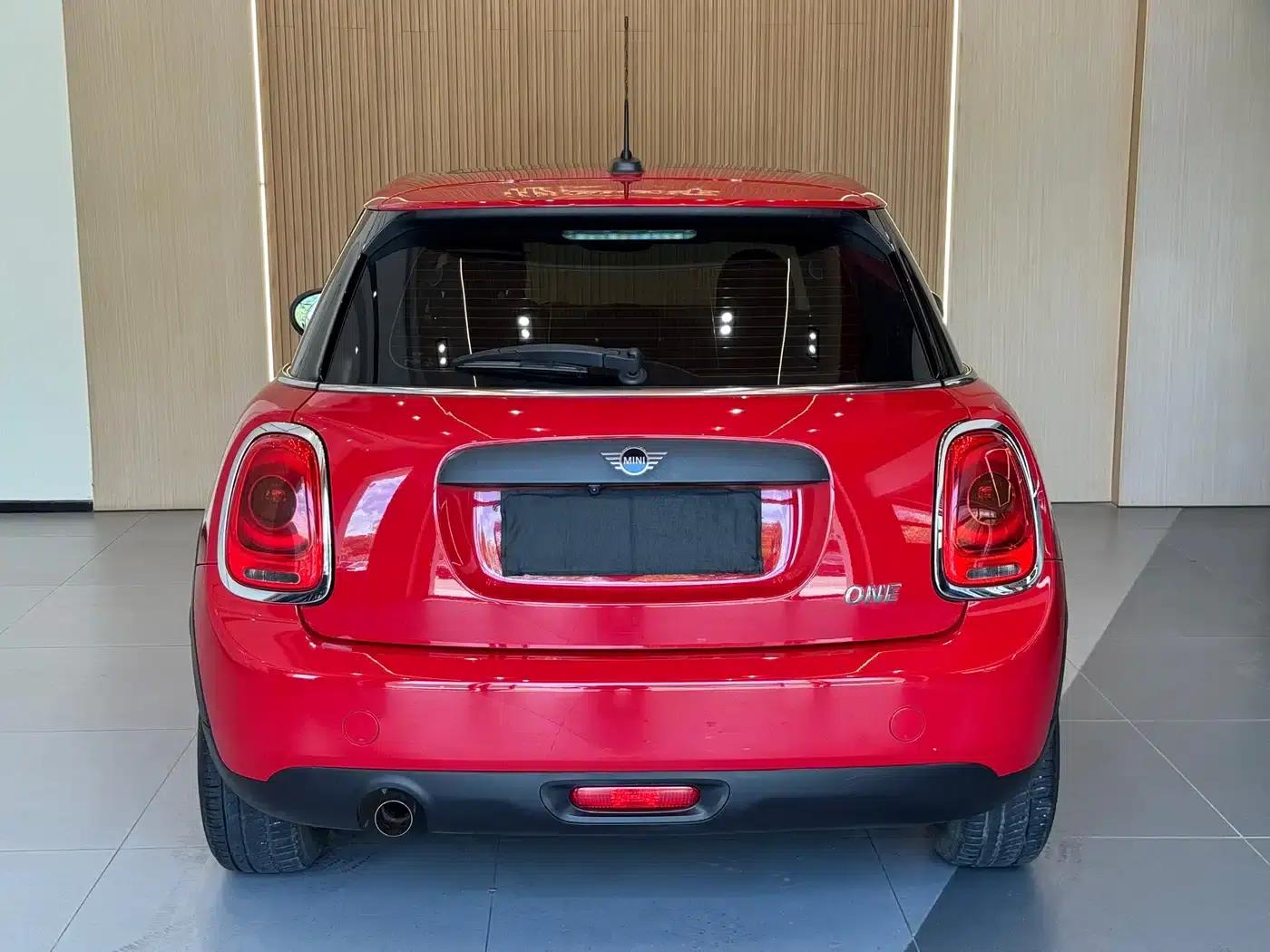 2021 MINI 1.5T ONE 5-Door — миниатюра 17