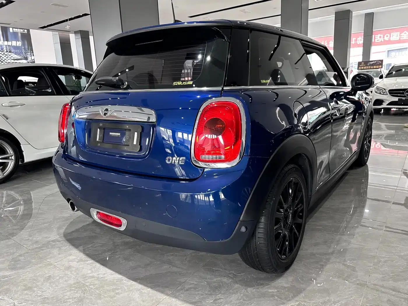 MINI 2016 1.2T ONE Pioneer — миниатюра 8