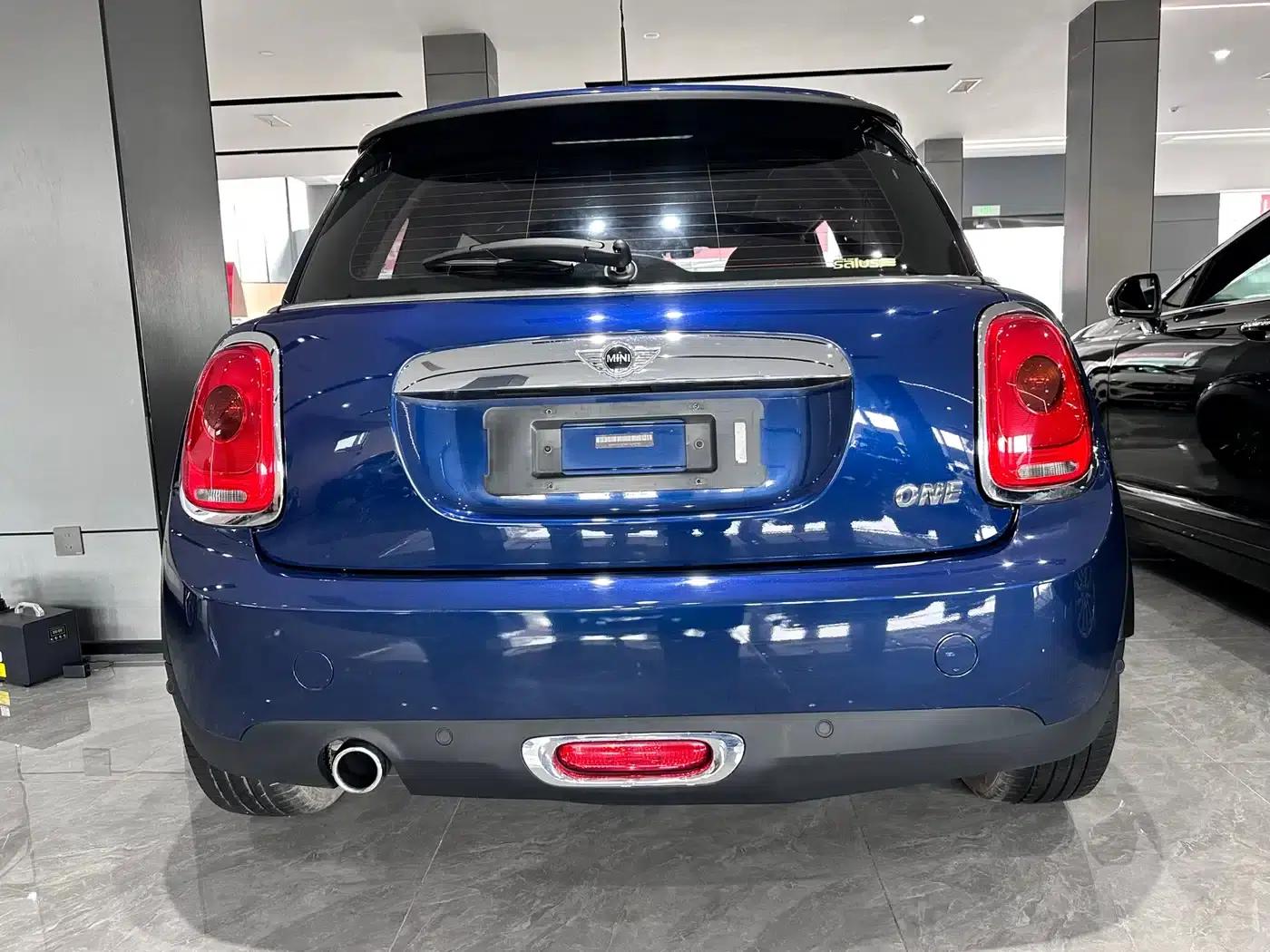 MINI 2016 1.2T ONE Pioneer — миниатюра 9