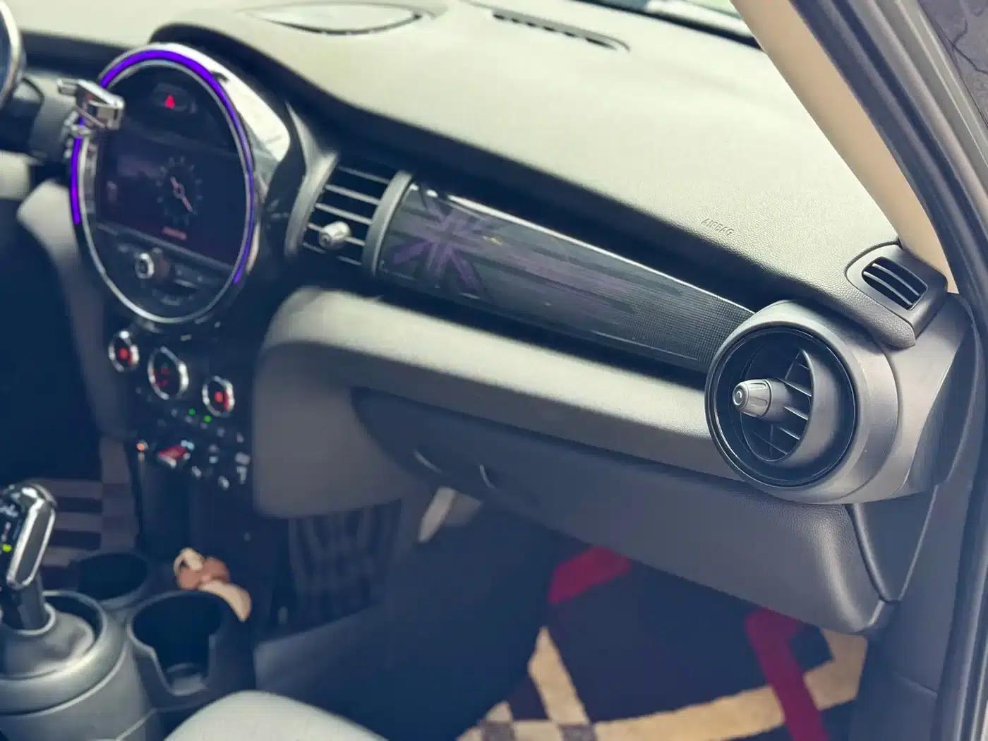 MINI 2021 1.5T COOPER Artist 5-Door Edition — миниатюра 12