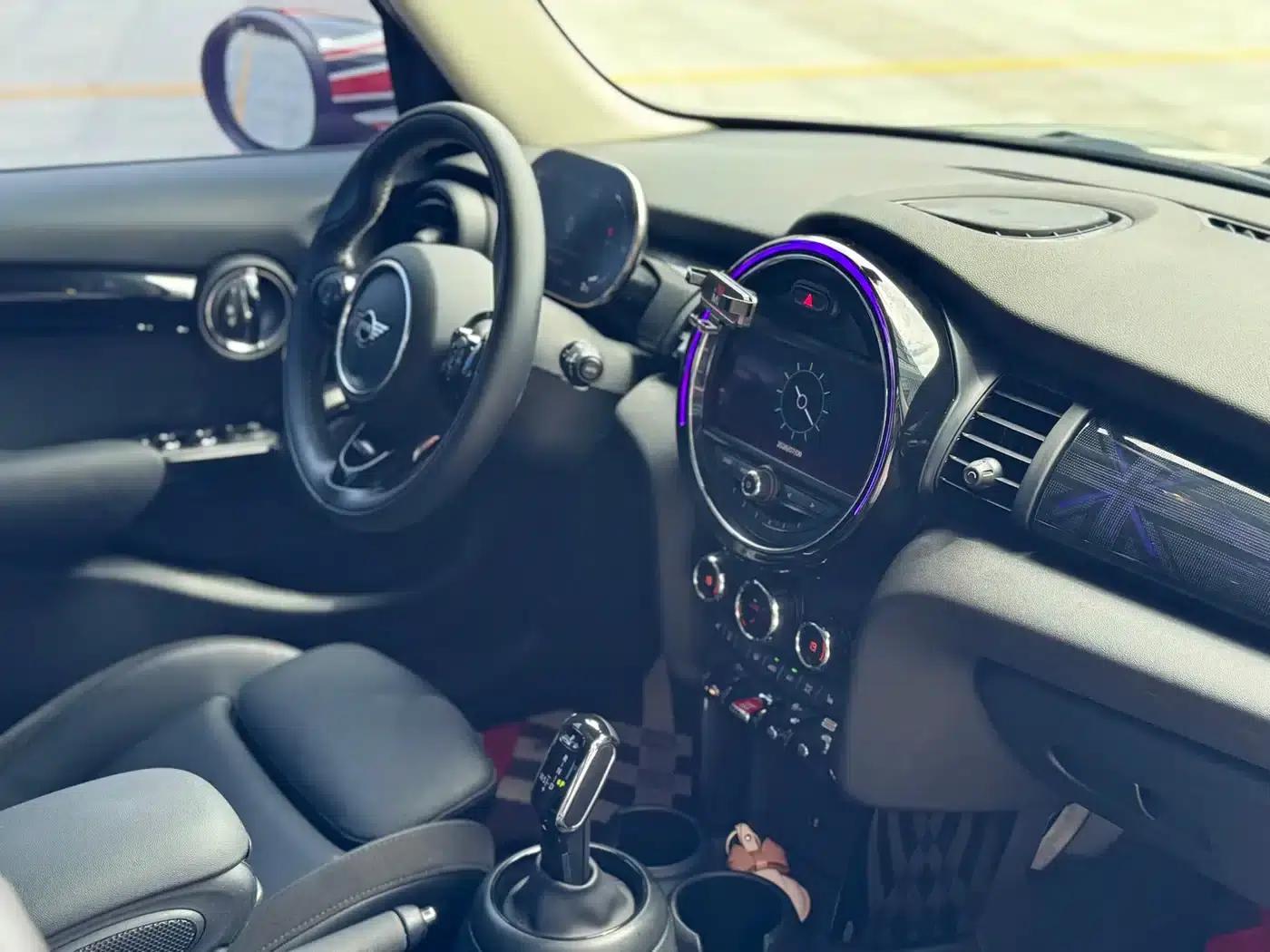 MINI 2021 1.5T COOPER Artist 5-Door Edition — миниатюра 13