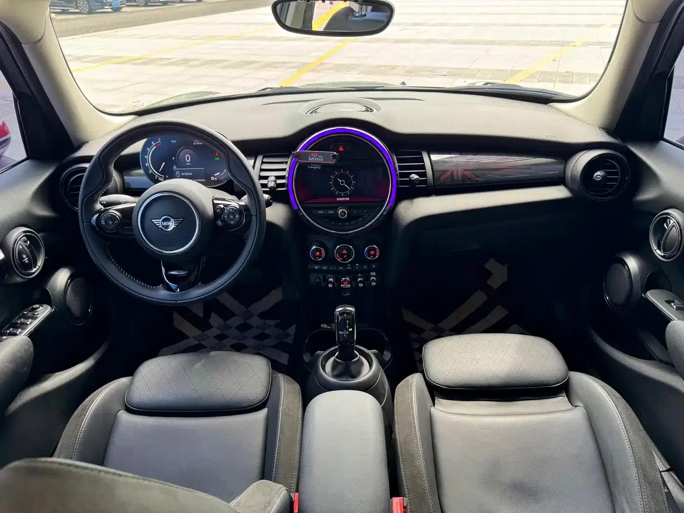 MINI 2021 1.5T COOPER Artist 5-Door Edition — миниатюра 14