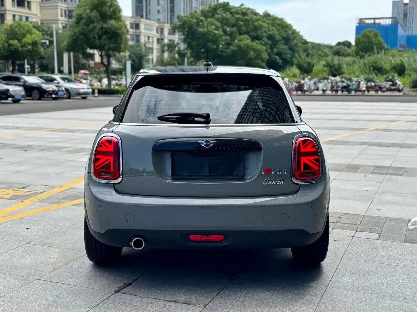 MINI 2021 1.5T COOPER Artist 5-Door Edition — миниатюра 4