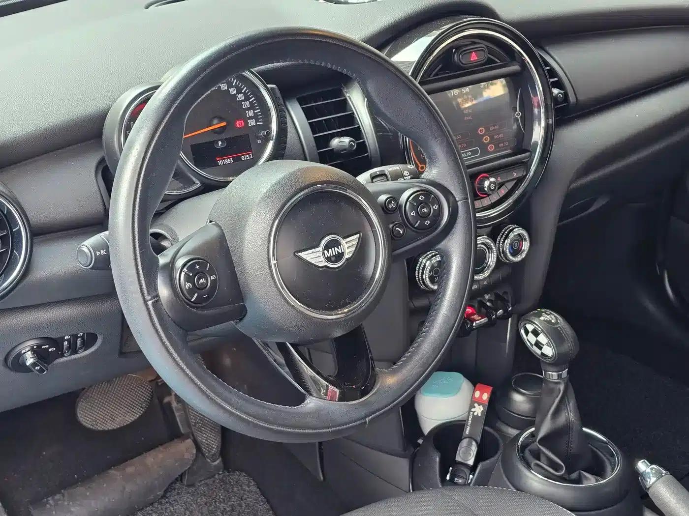 2014 MINI 1.2T ONE+ — миниатюра 8
