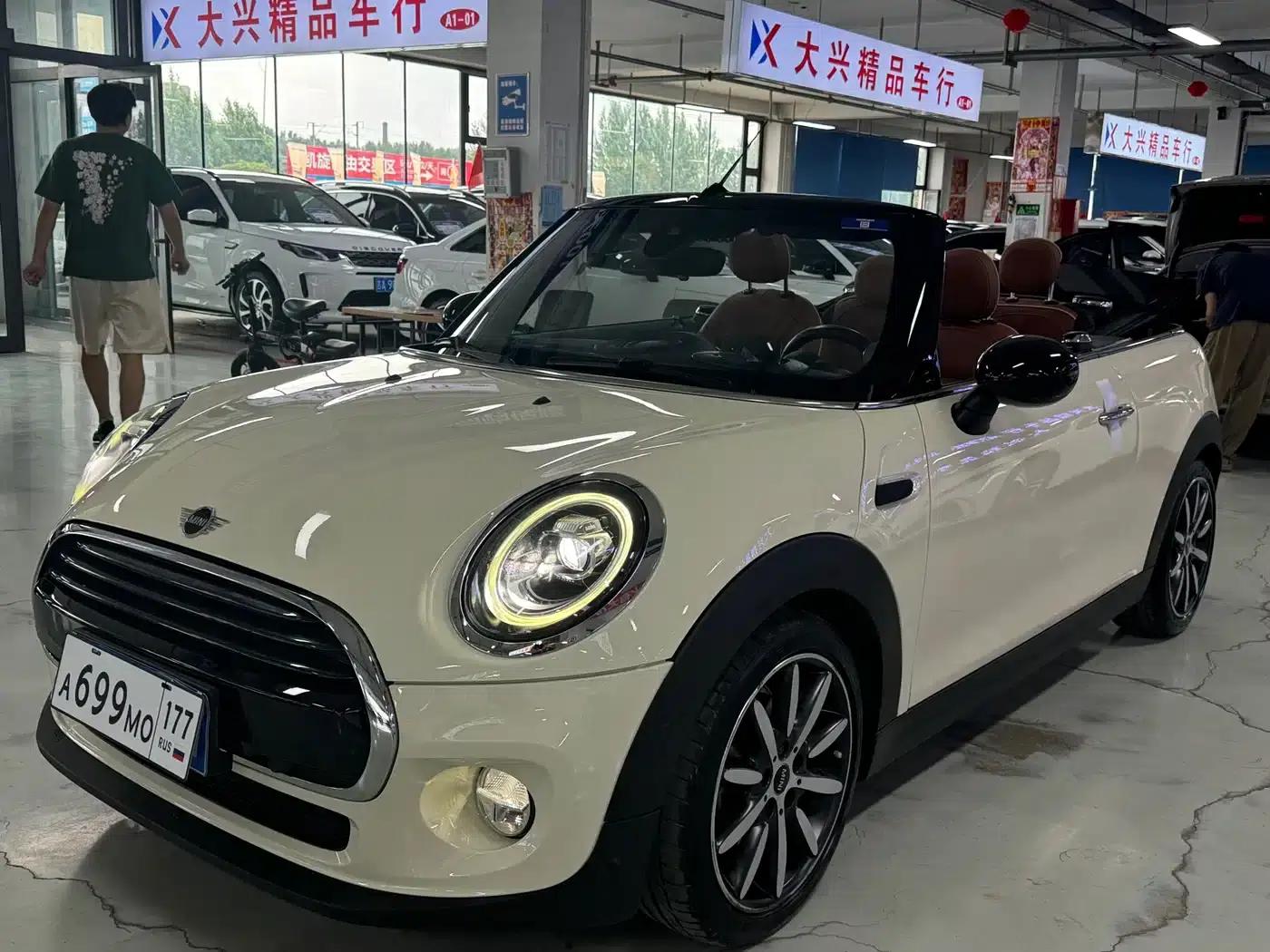 MINI 2019 1.5T COOPER CABRIO Artist — миниатюра 1