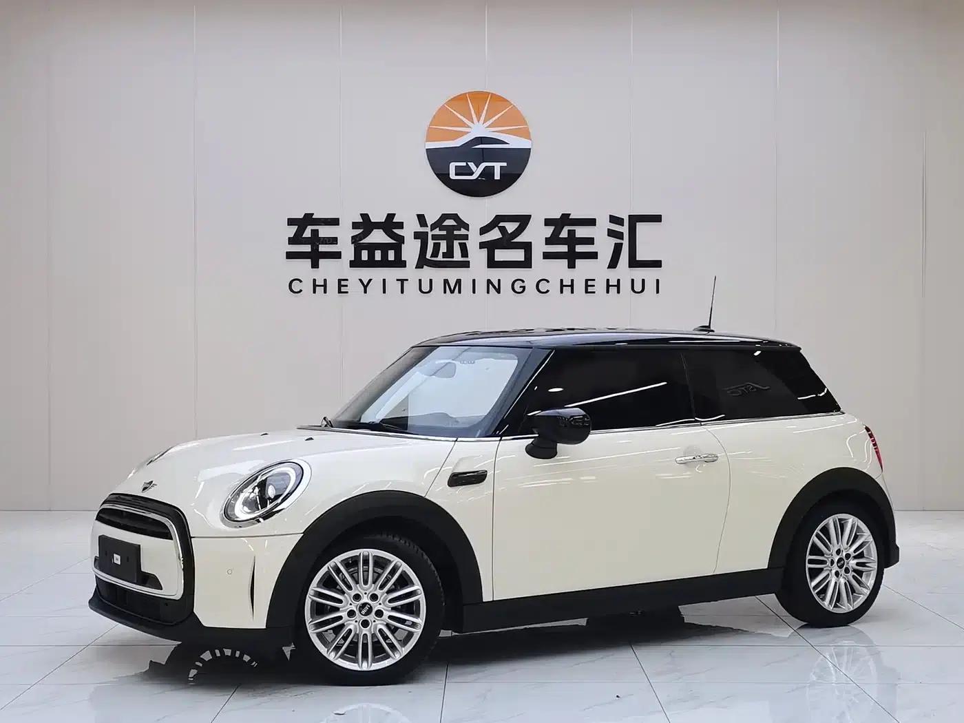 MINI 2022 1.5T COOPER Classic — миниатюра 1