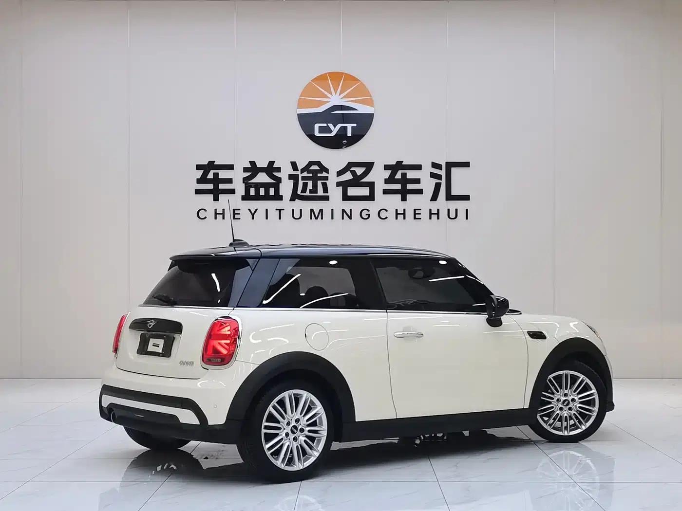MINI 2022 1.5T COOPER Classic — миниатюра 20