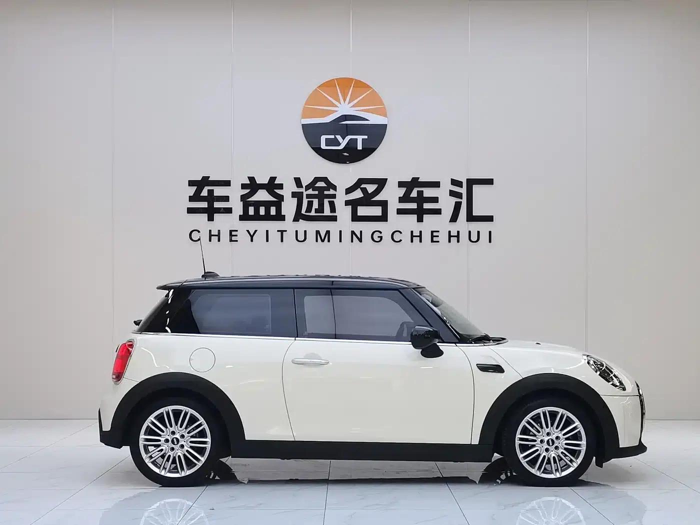 MINI 2022 1.5T COOPER Classic — миниатюра 21