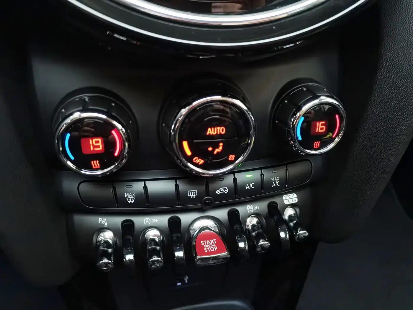 MINI 2022 1.5T COOPER Artist — миниатюра 11