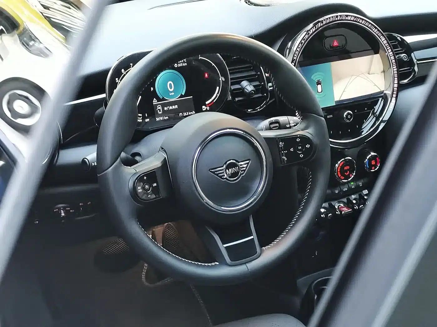 MINI 2022 1.5T COOPER Artist — миниатюра 15
