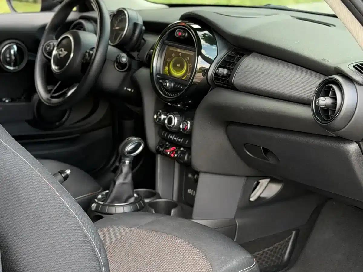 2014 MINI 1.5T COOPER Fun — миниатюра 11