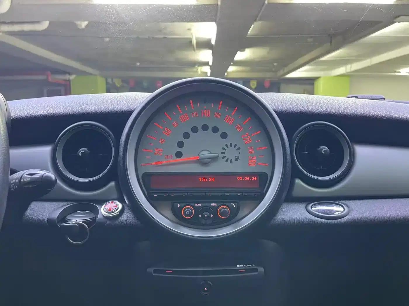 MINI 2012 1.6L COOPER Baker Street — миниатюра 9