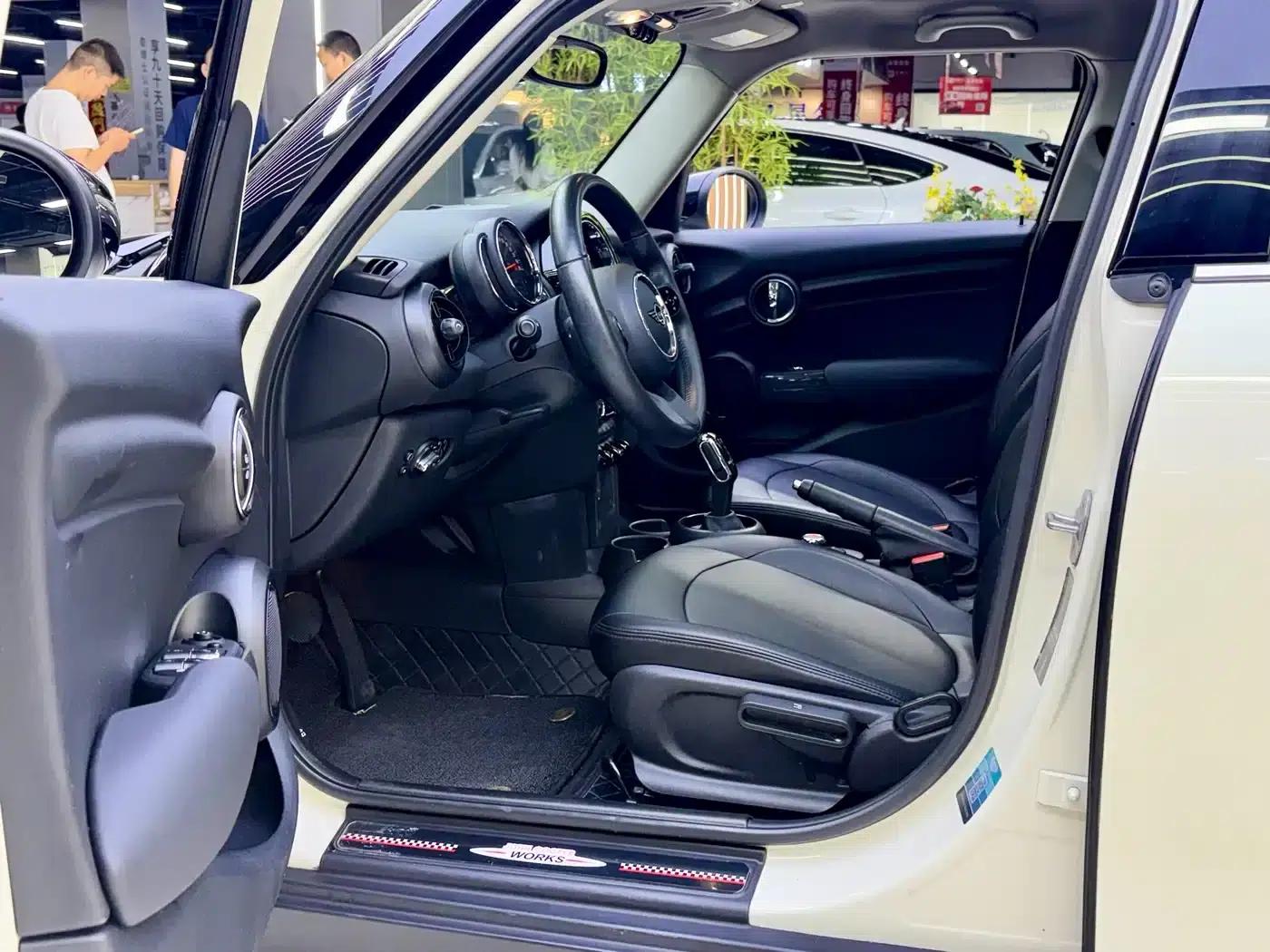 2021 MINI 1.5T ONE 5-Door — миниатюра 4