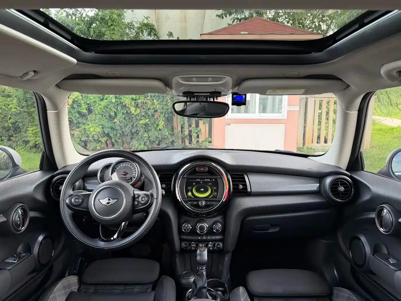 2016 MINI 1.5T COOPER — миниатюра 3