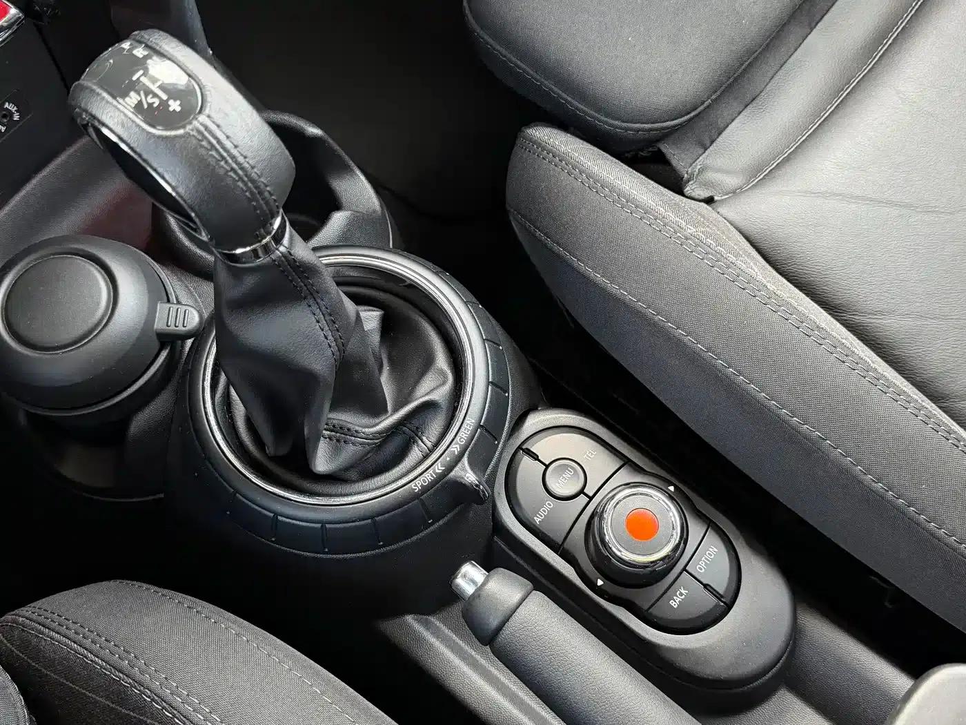 2016 MINI 1.5T COOPER — миниатюра 9