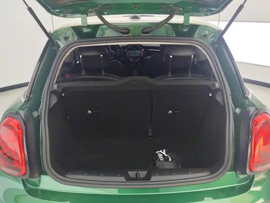 MINI 2022 1.5T COOPER Classic — миниатюра 4