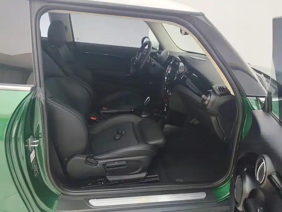 MINI 2022 1.5T COOPER Classic — миниатюра 8