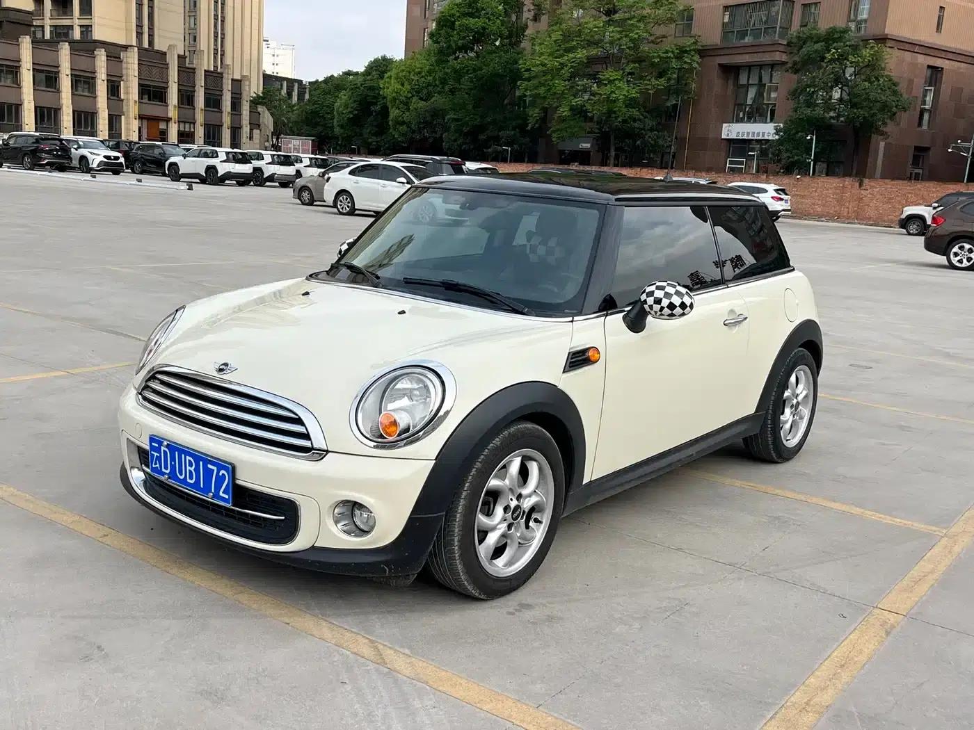 MINI 2012 1.6L COOPER Baker Street — миниатюра 3