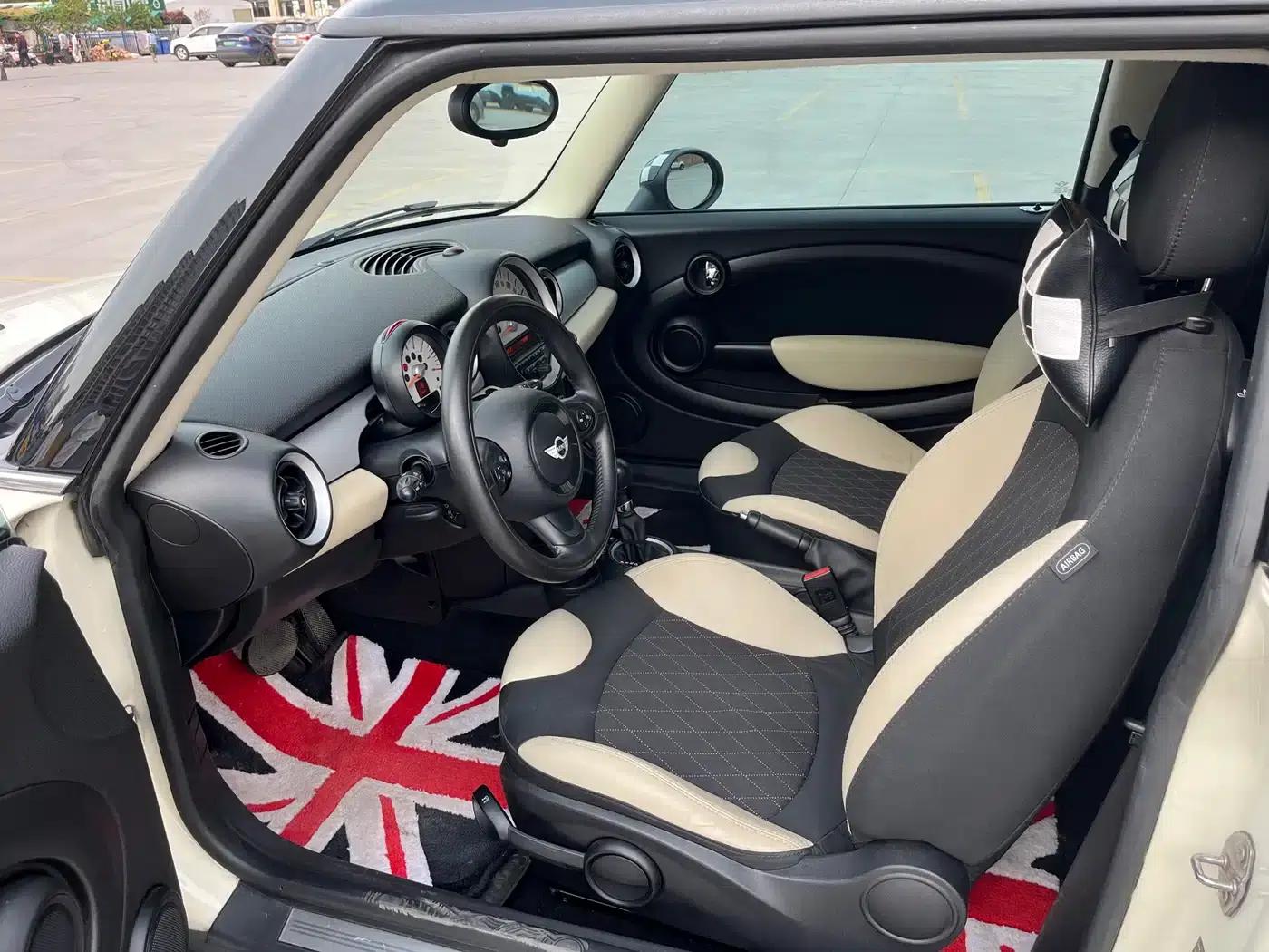 MINI 2012 1.6L COOPER Baker Street — миниатюра 4