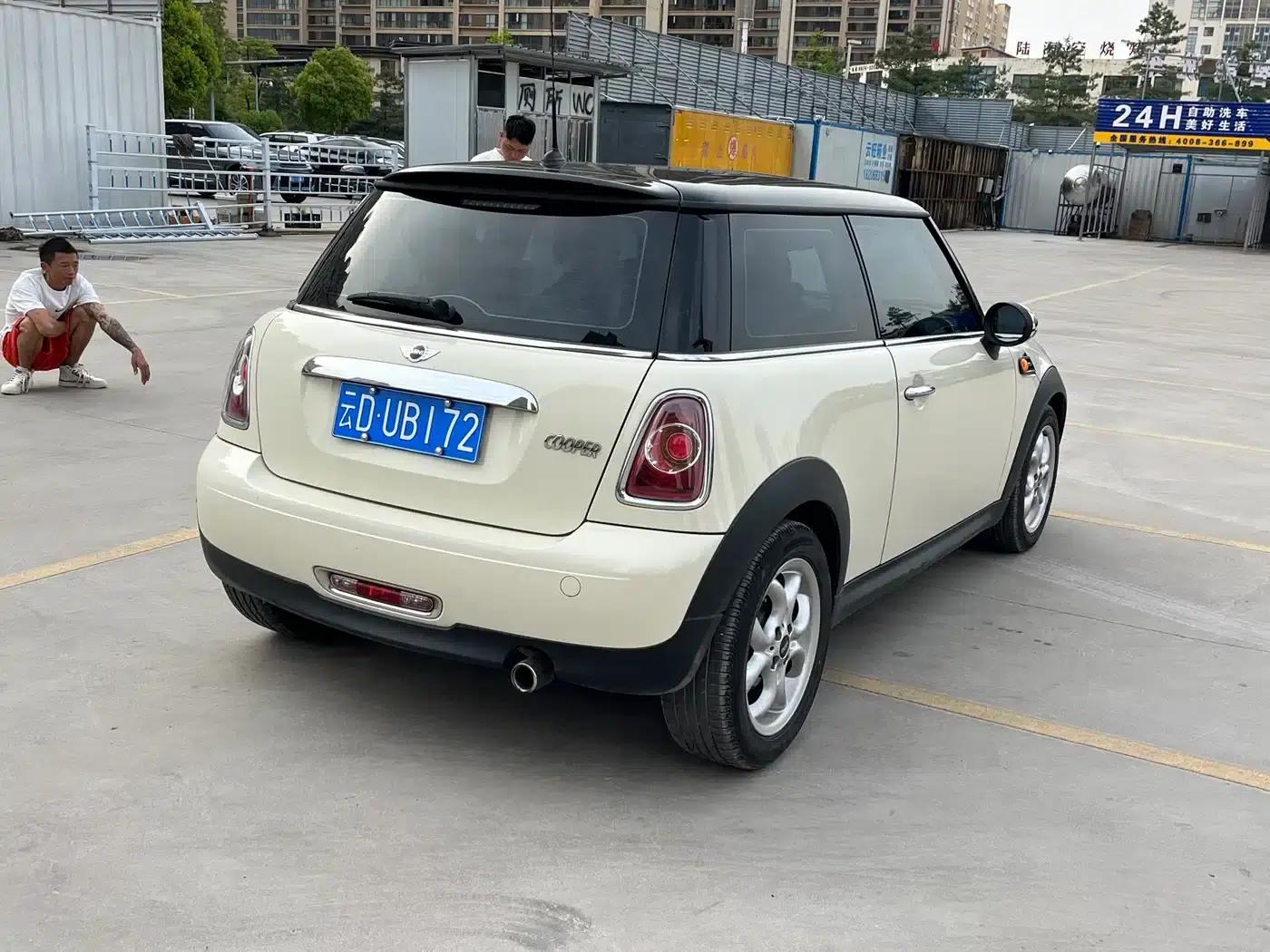 MINI 2012 1.6L COOPER Baker Street — миниатюра 10