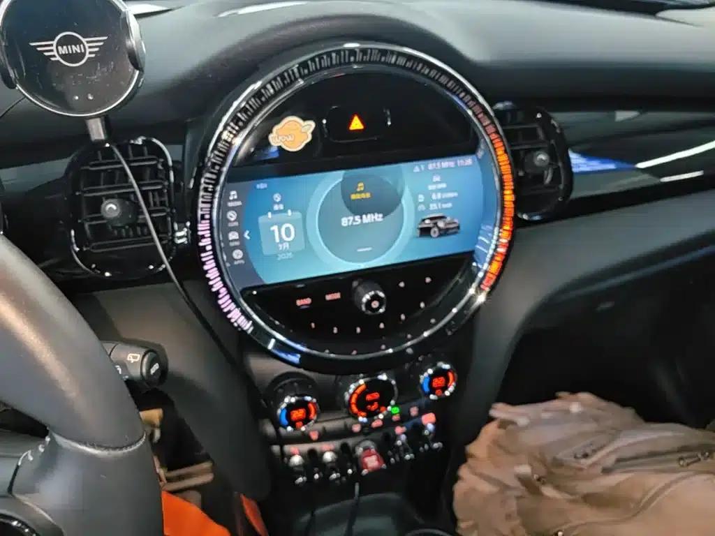 MINI 2022 1.5T COOPER Artist — миниатюра 13