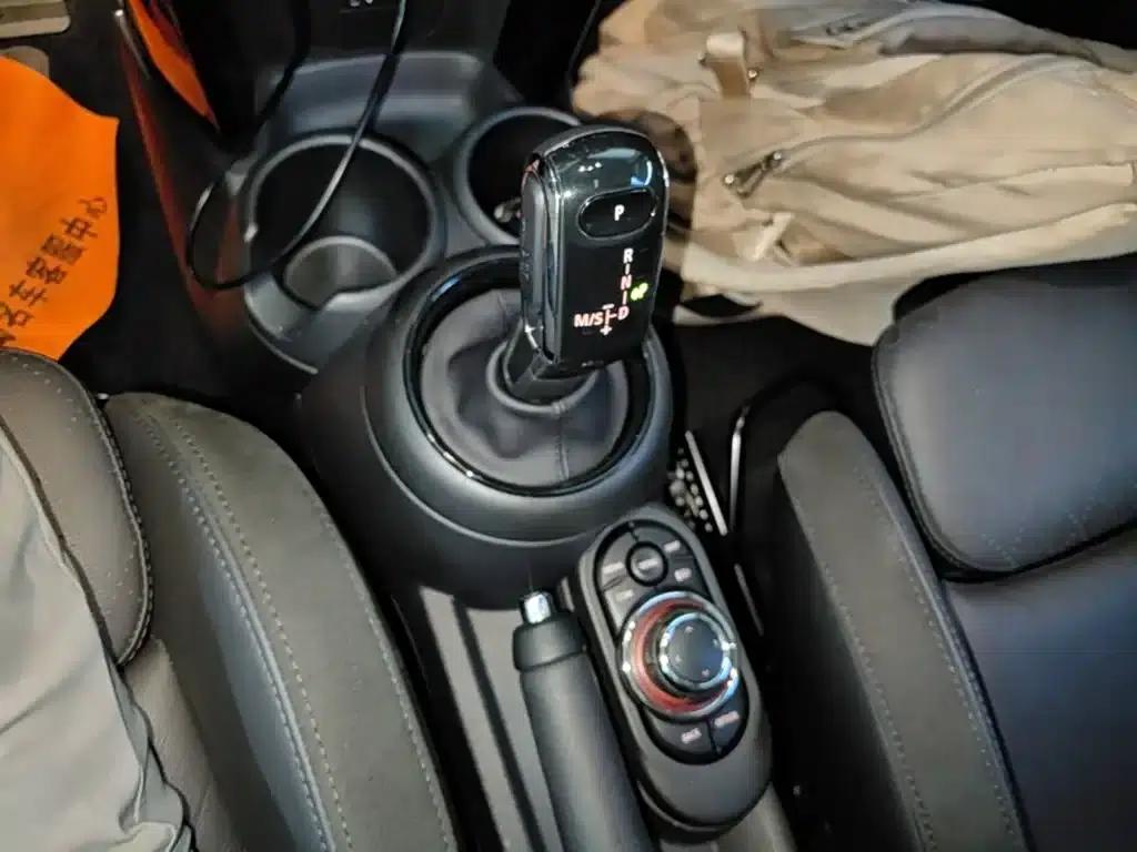 MINI 2022 1.5T COOPER Artist — миниатюра 14