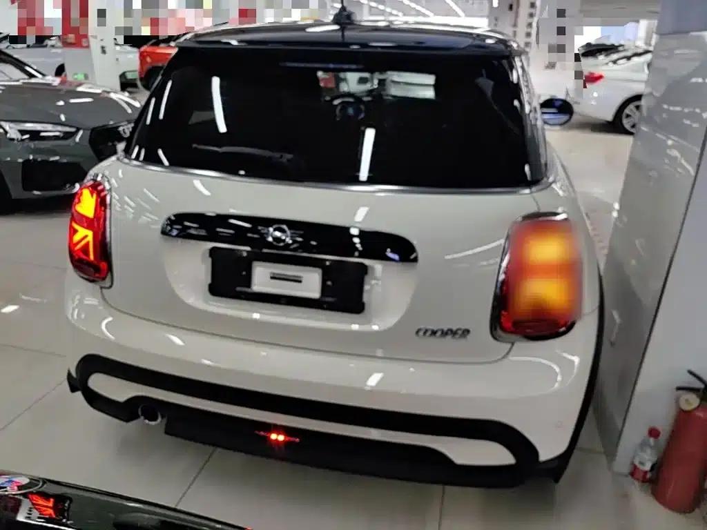MINI 2022 1.5T COOPER Artist — миниатюра 6