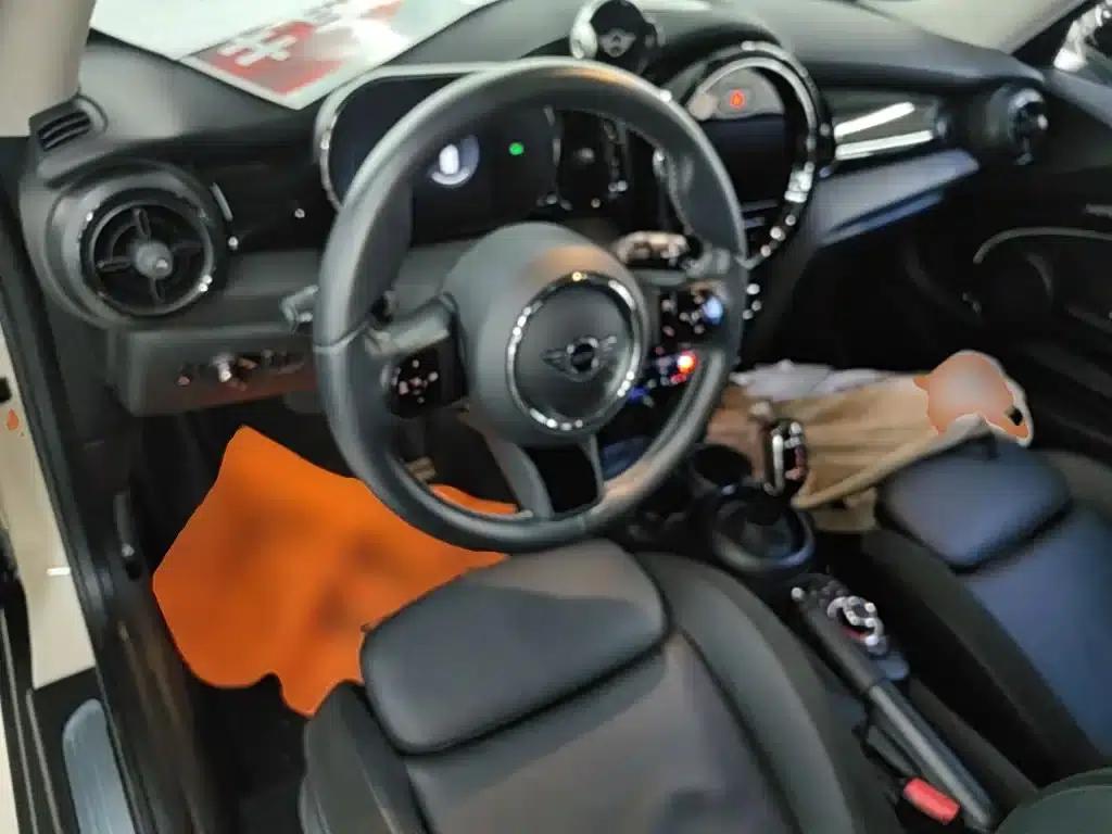 MINI 2022 1.5T COOPER Artist — миниатюра 10