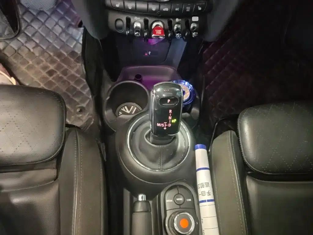 MINI 2019 1.5T COOPER Artist — миниатюра 14